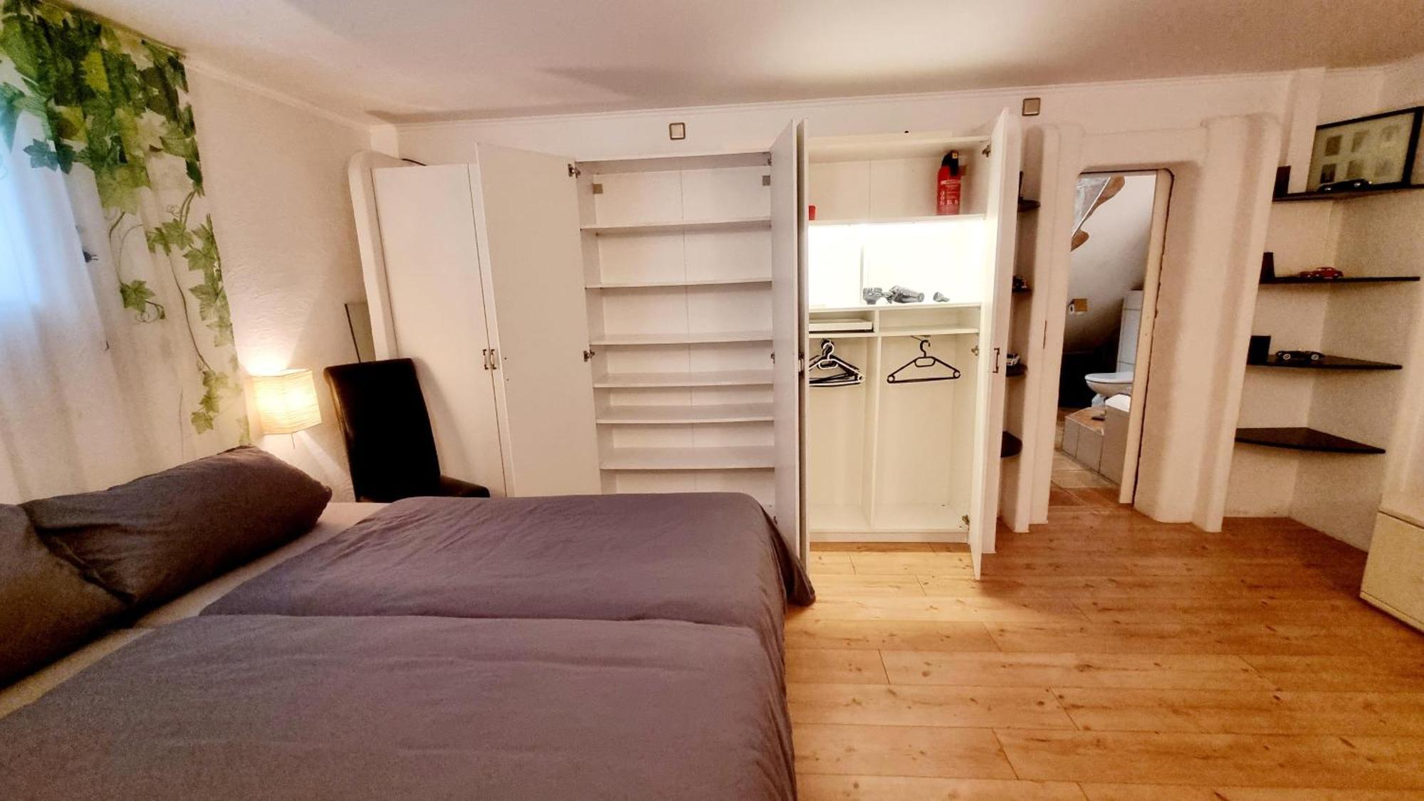 Ruheoase Am Waldrand - Auf 90Qm Sind Nicht Nur Die Eltern Und Bis Zu 5 Kinder Willkommen, Auch Hunde Und Katzen Sind Willkommen Laichingen Esterno foto